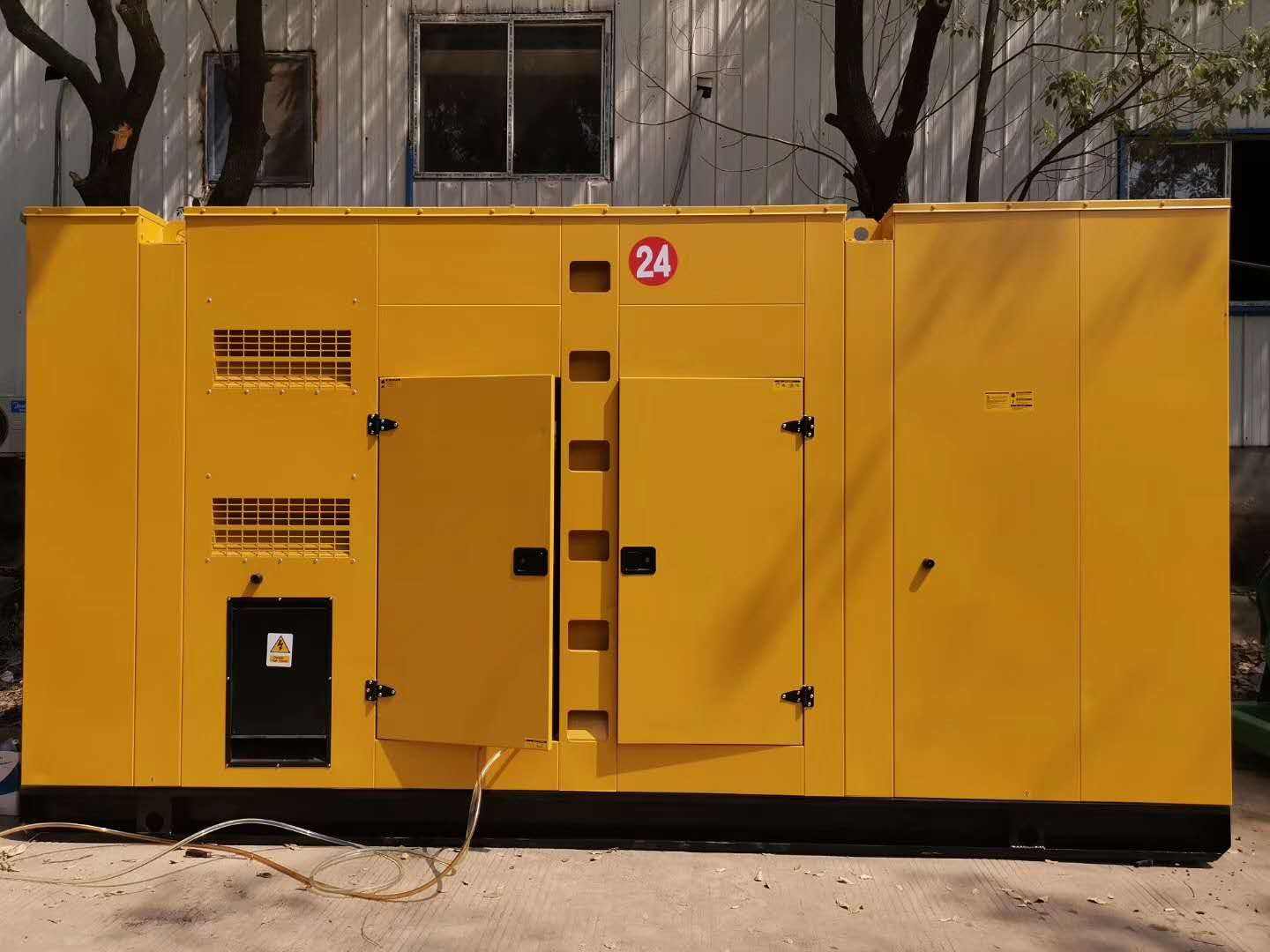 监利租赁发电机-国产柴油发电机油耗的奥秘