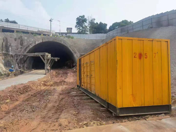 监利发电机出租自启装置的工作原理是什么?